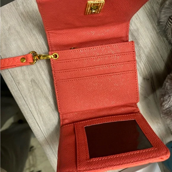 Beautiful Coral & Gold Wristlet/Wallet - Picture 3 of 7